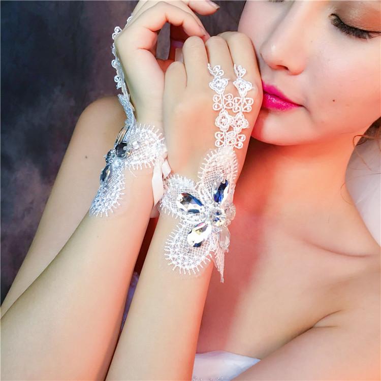 White Bridal Lace Wedding Gloves,Bridal Fingerless Lace Wedding Gloves,Bridal Accessories, TYP0549